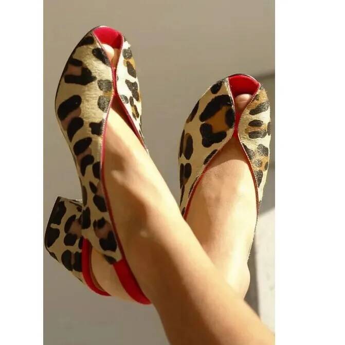 Leopard Print Heels - Sandalias de tacón grueso con estampado