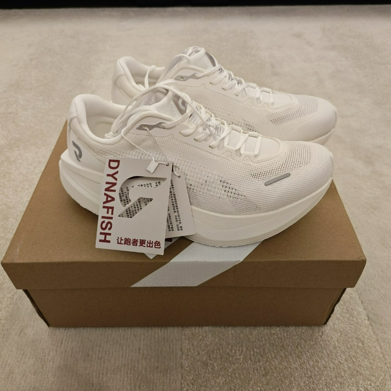 Zapatillas de correr DYNAFISH  - Women'S Shoes Vs Men'S reseña y precio