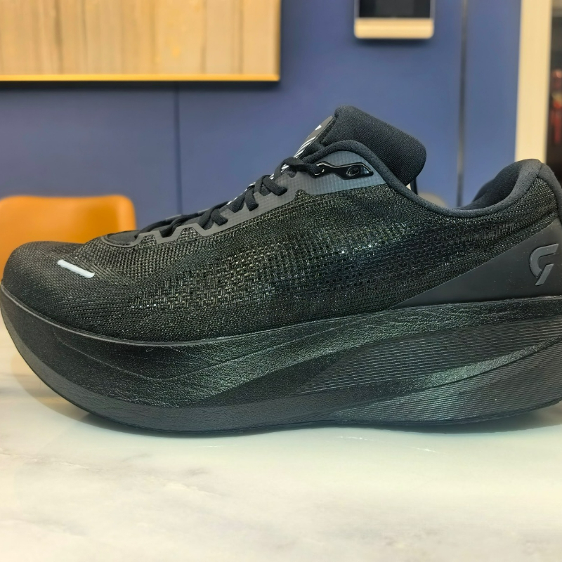 Zapatillas de correr DYNAFISH  - Women'S Shoes Vs Men'S reseña y precio